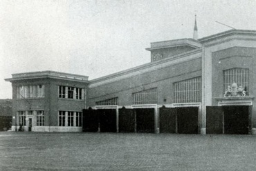 Budapest, Istvánmezei út 6., autóbuszgarázs, 1934-ben, tervező: Hültl Dezső (FSZEK Budapest Gyűjtemény)