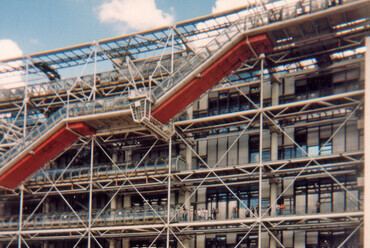 Richard Rogers és Renzo Piano a Pompidou Központ előtt. Fotó: royalacademy.org.uk