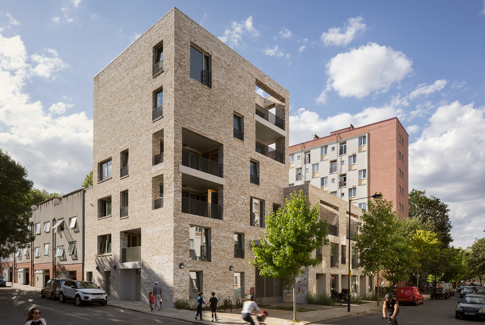 Foghíjak a lakótelepen – a Mae Architects két önkormányzati szociális bérháza