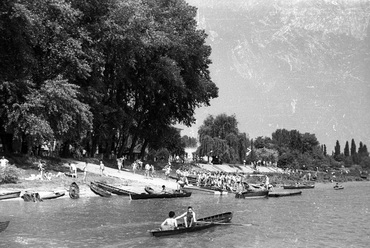 Római-part a Szent János utcánál, egy 1958-as felvételen. Kép forrása: Fortepan / FSZEK Budapest Gyűjtemény / Sándor György