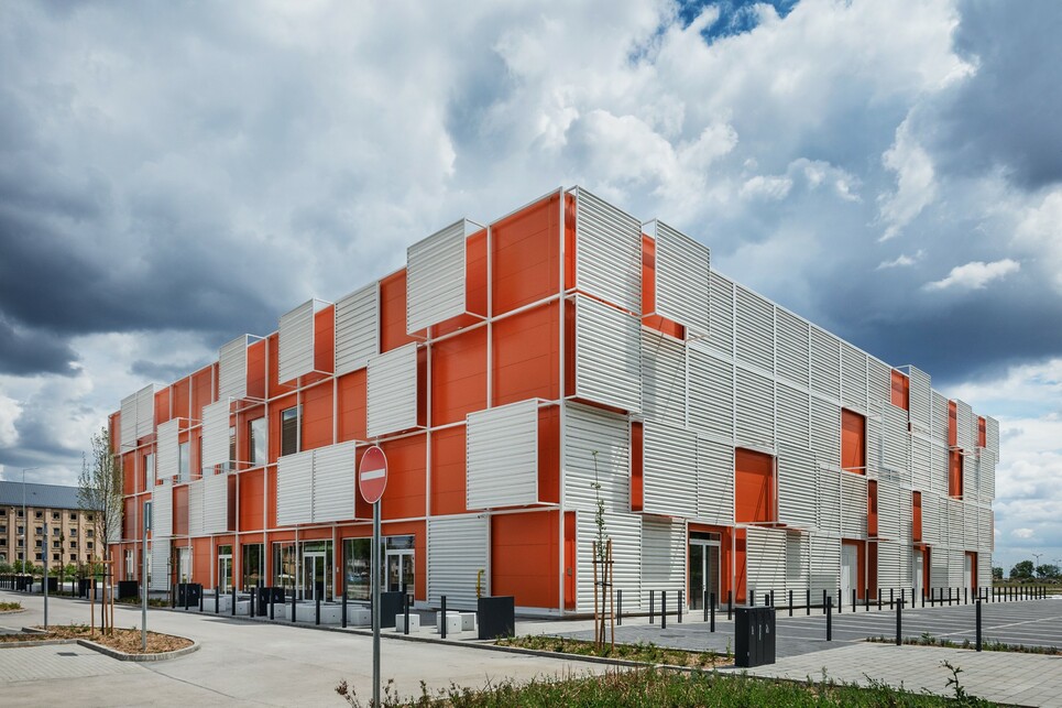 Hatvani multifunkcionális sport -és rendezvénycsarnok – Tervező: Napur Architect – Fotó: Bujnovszky Tamás