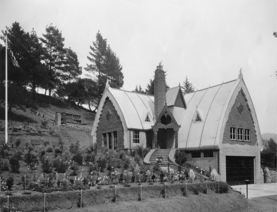 Montclair Firehouse, Oakland 1927 - forrás: Flickr