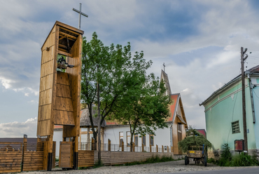 Gyergyóditrói Szent Imre kápolna – tervező: Larix Stúdió – fotó: Szigeti Vajk-István