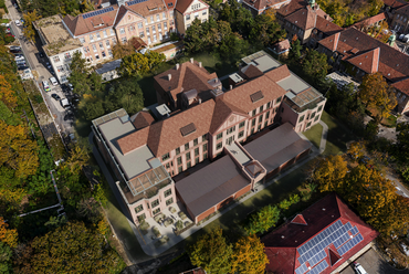 Az Észak-Közép-budai Centrum, Új Szent János Kórház és Szakrendelő kialakítása keretében a 27. sz. épület átalakítása, bővítése, látványterv. Forrás: ÉTDR