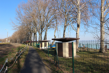 Révfülöp, strand öltözősor / Fotó: Wettstein Domonkos