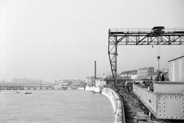 A Petőfi híd újjáépítése. Fotó: 1951. Fortepan / Bujdosó Géza