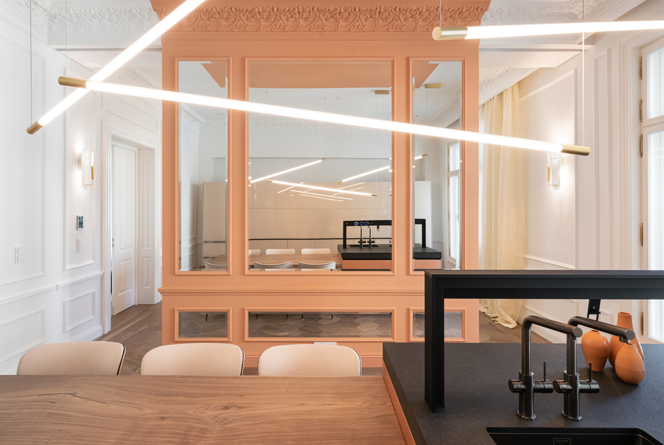Harminc nemzetközi designmárka, egy lakás, végtelen lehetőség: a világra nyit az Estorio showroom