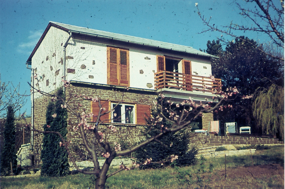 Sajkod, Mályva utca 6. (Nyaraló 12), Németh László író nyaralója, 1972 / Forrás: Fortepan 115417, Németh László Társaság