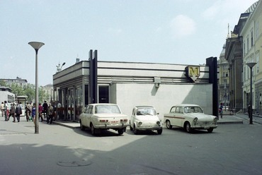 Deák Ferenc tér, a metróállomás csarnoka, 1973. Forrás: Fortepan/UVATERV