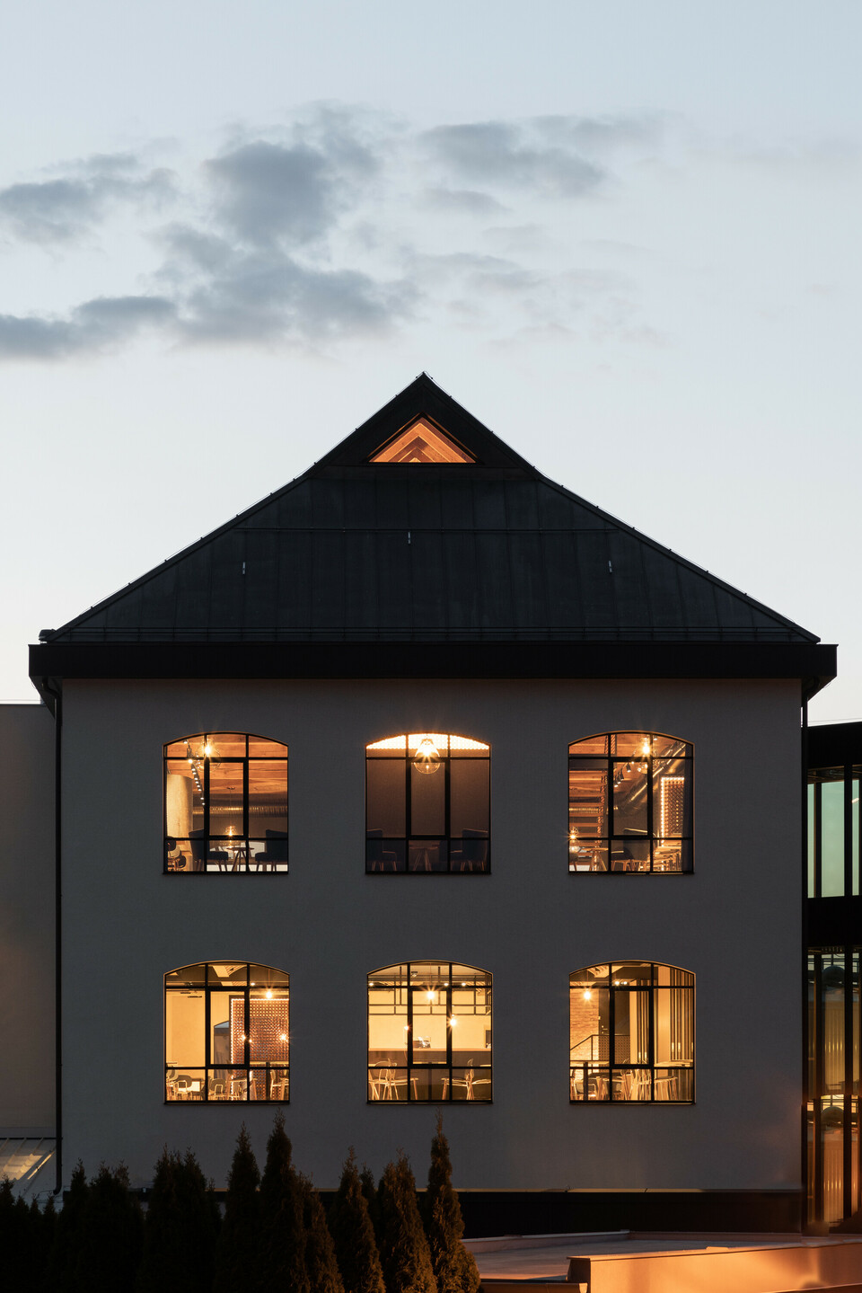 A Bernard sörfőzde látogatóközpontja, Humpolec, Csehország, Tervező: B² Architecture, Fotó: Alex Shoots Buildings