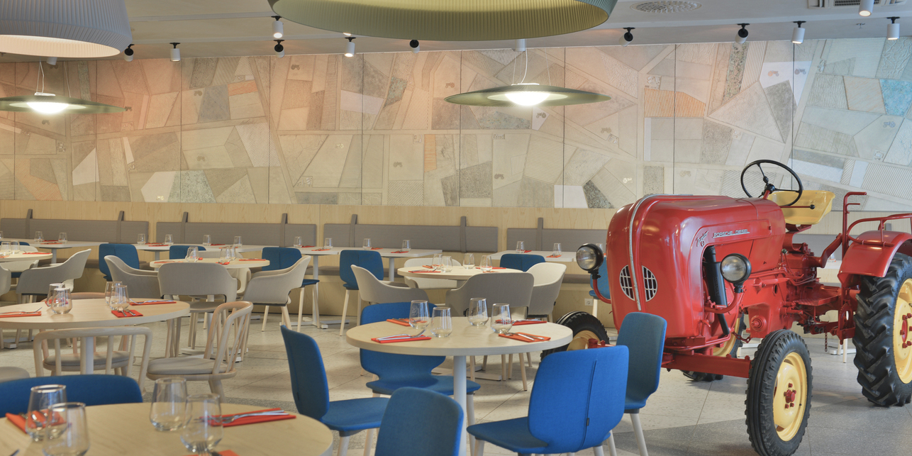 Traktor Farmfood Restaurant – belsőépítészet: Minusplus – betonfelület designtervezése és kivitelezése: S39 Hybrid Design – fotó: Glázer Attila