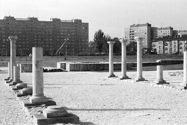 Flórián tér, római kori maradványok a Kiscelli utca felé nézve. 1985. Forrás: Fortepan / Lechner Nonprofit Kft. Dokumentációs Központ