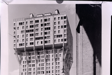 Torre Velasca. Forrás: Wikimedia Commons, Paolo Monti