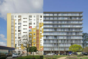 Társasházbővítés, Bordeaux, Franciaország. (2017) Tervező: Lacaton Vassal. Fotó: Lacaton Vassal