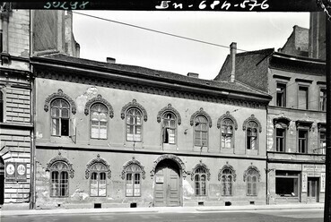 Egy 1952-ben készült fotó a Kubinek-házról.