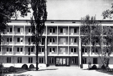 MABI üdülő, Balatonlelle / Forrás: Bierbauer Virgil: Tisztviselői üdülőház a Balatonon. Tér és Forma 11 (1938) 7, 209-215.