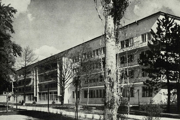 MABI üdülő, Balatonlelle / Forrás: Bierbauer Virgil: Tisztviselői üdülőház a Balatonon. Tér és Forma 11 (1938) 7, 209-215.