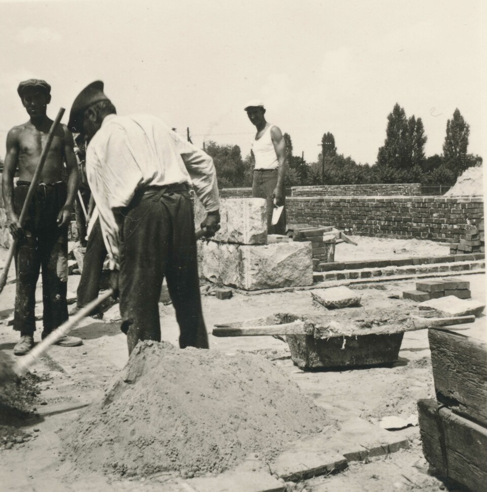 Budapest, IV. kerület, a Szent Imre utca 20. számú házának építkezése,1937. Forrás: 156768, Fortepan / Lencsés László