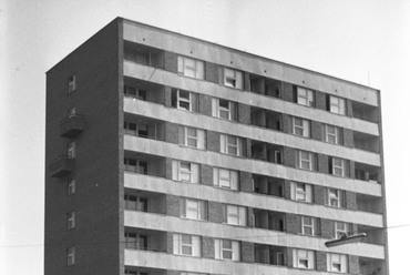Arany János utca - Szemere utca sarok, lottóház, 1964. Forrás: Fortepan / Szánthó Zoltán
