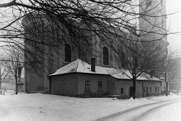 Sarlós Boldogasszony templom, Felhévízi utcai oldal
Fortepan / Inkey Tibor képe, 1960

