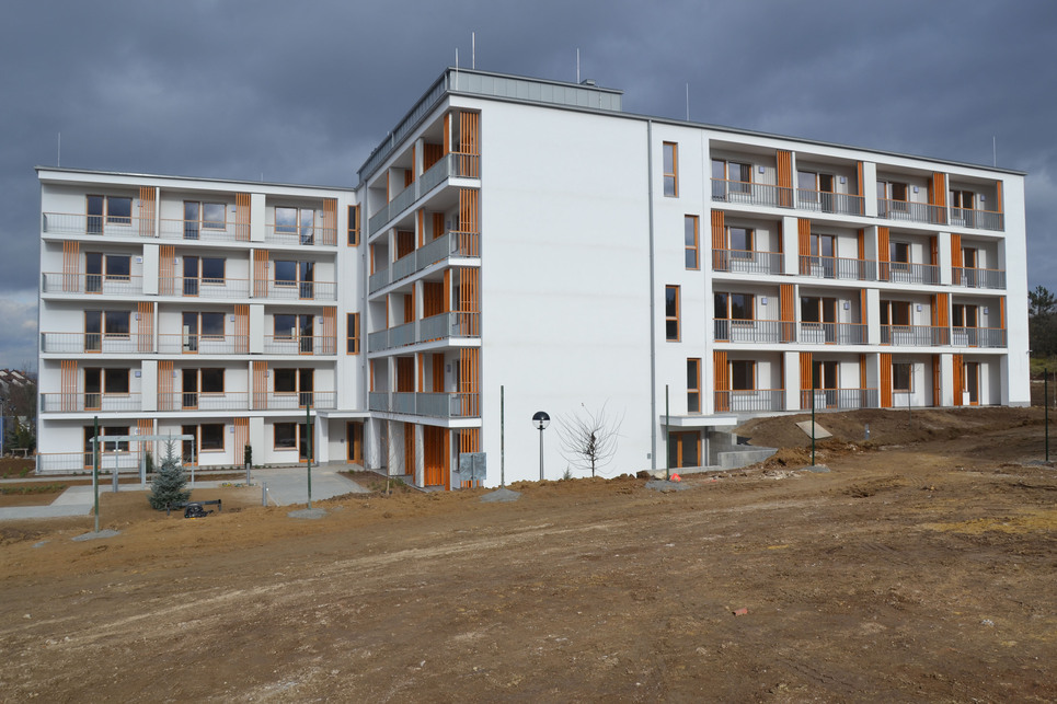 Veszprémi Építész Műhely: 50 lakásos apartmanház idősek számára, Veszprém. Fotó: Kovács Dávid DLA