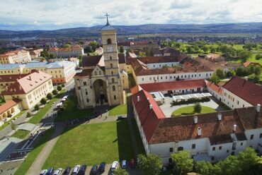 A székesegyház és a palota keleti szárnya

Forrás: Gyulafehérvár önkormányzatának hivatalos oldala
