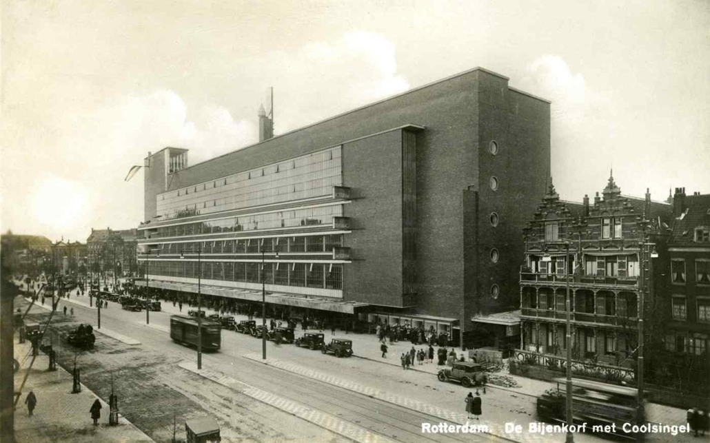 W.M. Dudok: De Bijenkorf áruház, Rotterdam (1929-1930). Forrás: www.dudok.org