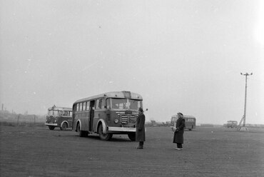 Nagykőrösi út (a mai Garázs utca - Hofherr Albert /Vörös Csillag/ utca határolta terület), a Kilián György autóbuszgarázs udvara, 1959. Forrás: Fortepan / Budapest Főváros Levéltára. Levéltári jelzet: HU.BFL.XV.19.c.10
