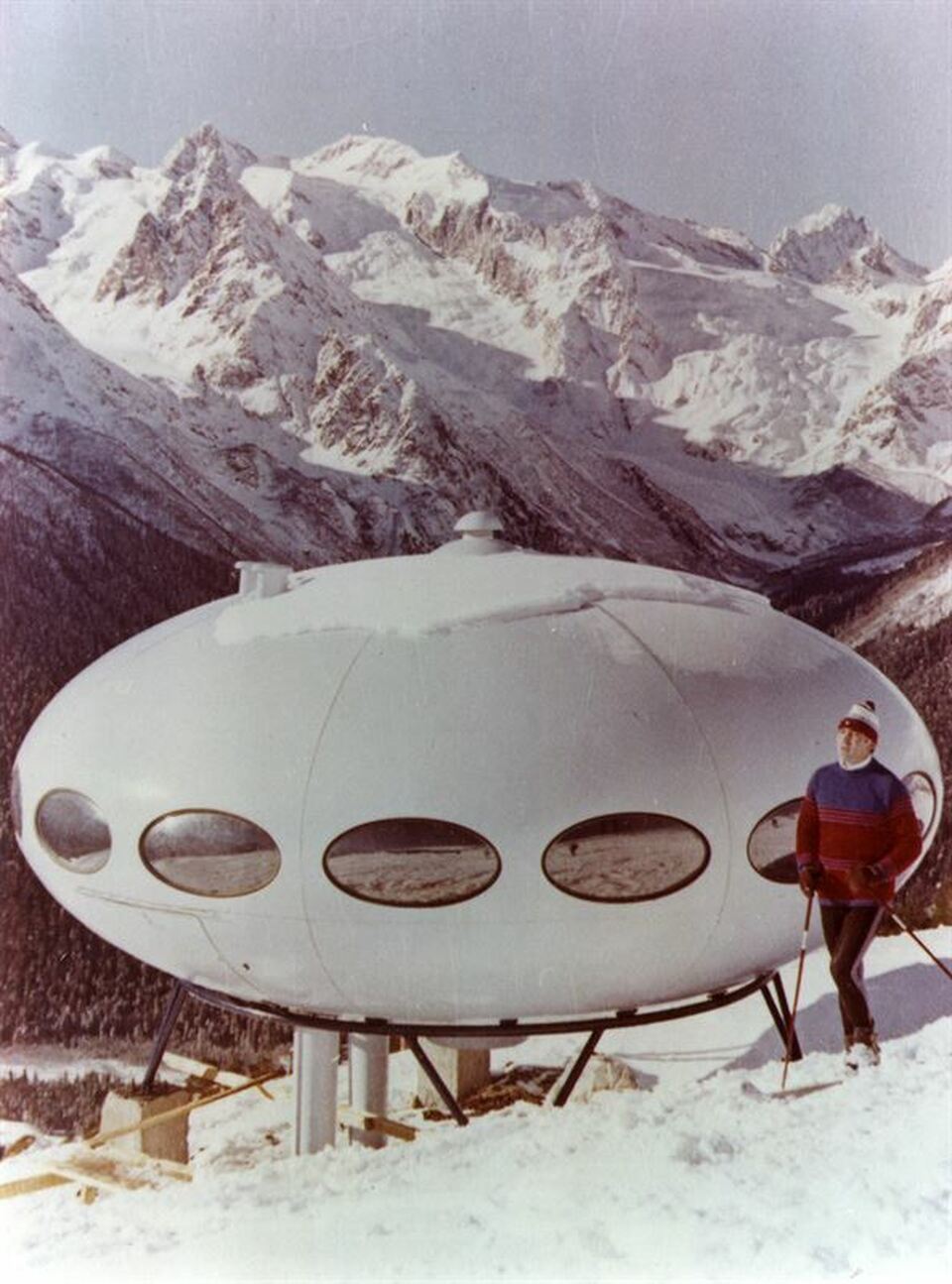 A készülő múzeum gyűjteményének egy darabja. Matti Suuronen: Futuro víkend ház.1968. Forrás: AD Museum