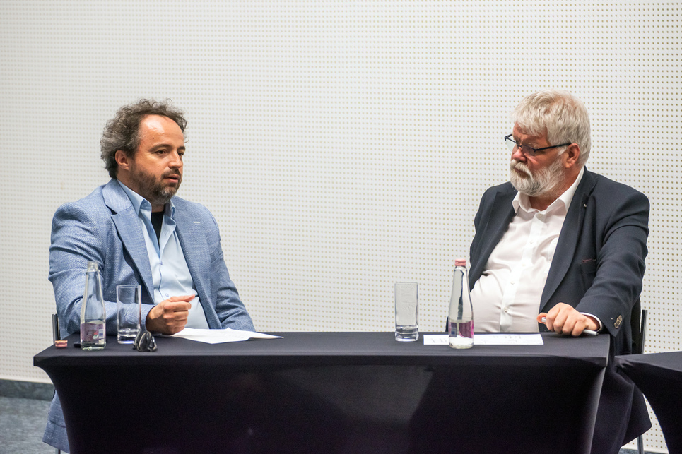 Kolossa József, építész (Studio Kolossa, Projektangyal) és Turi Attila, építész, a Magyar Művészeti Akadémia elnöke. Fotó: Gulyás Attila
