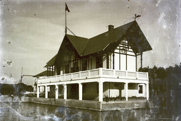 Balatonfüred, Királyi Magyar Yacht Club. Felvétel éve: 1930 / Forrás: Fortepan 86490 / Magyar Földrajzi Múzeum / Erdélyi Mór cége
