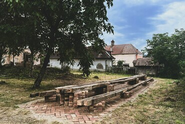 Asztal. Fotó: Sági Gergely
