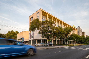 A Liget Center Auditórium megújult épülete. Építészet: TIBA Építész Stúdió. Fotó: Palkó György

