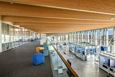 TRUMPF Gödöllő showroom. Építészet: Barlow Leibinger & Óbuda Group (foto: TRUMPF Hungary)
