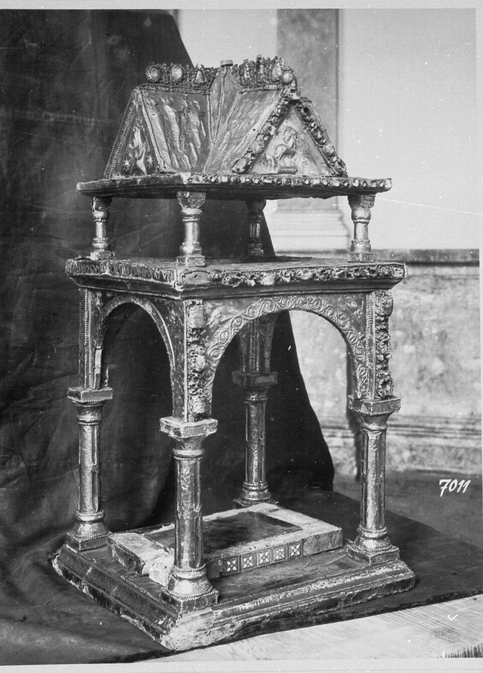 Az Arnulf cibórium képe, fotó, 1885-1915, München, Német Művészettörténeti Dokumentációs Központ