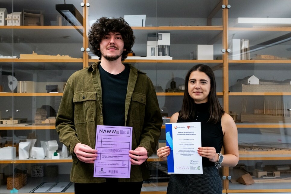 A Széchenyi István Egyetem építészmérnök-hallgatói, Reizinger Ákos és Inczédy Emese rangos lengyel díjban részesültek csapatukkal. (Fotó: Dudás Máté/Széchenyi István Egyetem)