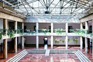 III. díj – TÖRÉSVONAL – az INDIVIDIN design studio (Krauth Veronika) pályaműve
