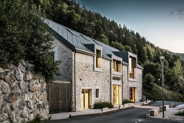  „La Grange à Gaby“ pajtaház, Engins, Franciaország. Tervező: Atelier Léger. Forrás: Prefa
