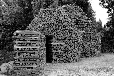 Madárvárta a Kis-Balatonnál, hallgatói alkotótábor, 1:1 Woodworks, Andrea Deplazes, Moravánszky Ákos, ETH Zürich. Forrás: Építészfórum, https://epiteszforum.hu/madarvarta-egy-az-egyben
