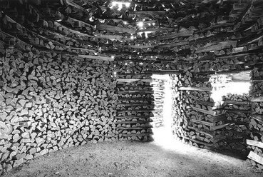 Madárvárta a Kis-Balatonnál, hallgatói alkotótábor, 1:1 Woodworks, Andrea Deplazes, Moravánszky Ákos, ETH Zürich. Forrás: Építészfórum, https://epiteszforum.hu/madarvarta-egy-az-egyben
