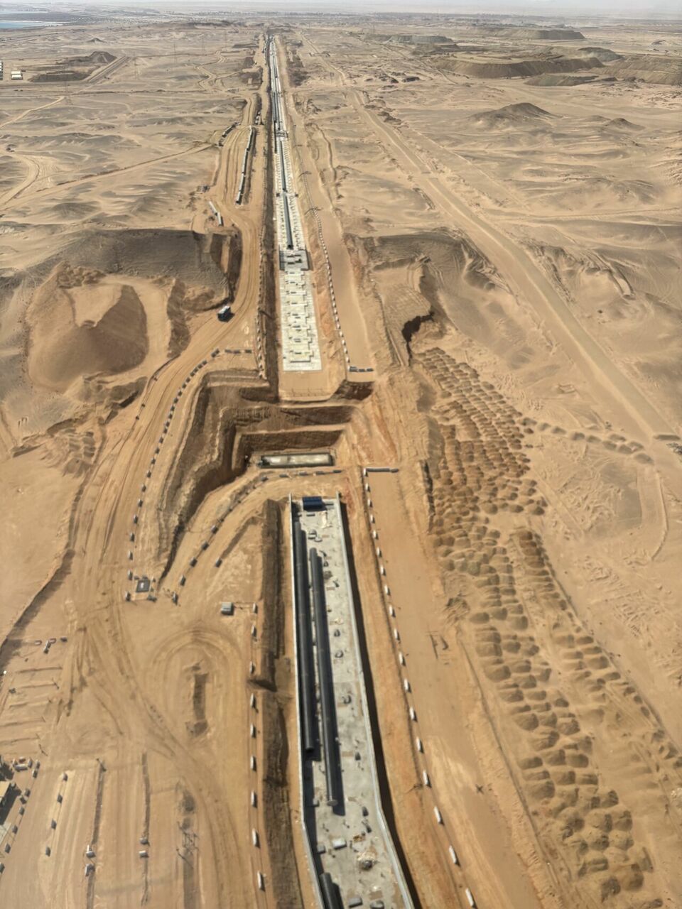 A The Line betonalapozási munkái 2025. áprilisában. Forrás: Giles Pendleton FRICS/Linkedin
