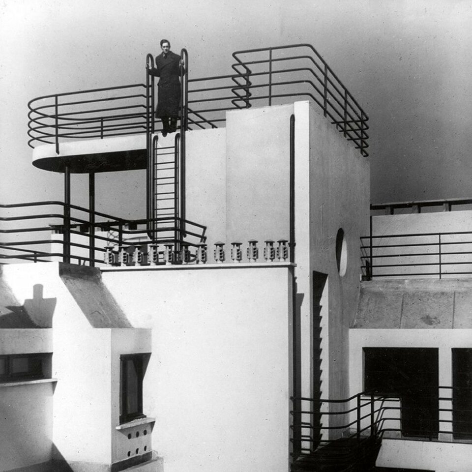 25 Avenue de Versailles, Párizs – Berthold Lubetkin és Jean Ginsberg, 1931

 

