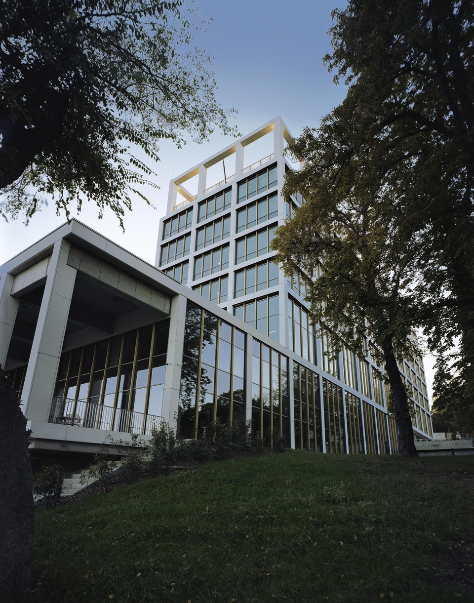 Corvinus Gellért Campus, megrendelő: Maecenas Universitatis Corvini Alapítvány. Tervezők: Plant - Atelier Péter Kis Kft. & Lean Tech Mérnökiroda. Fotó: Salát Zalán Péter és Villányi Csaba