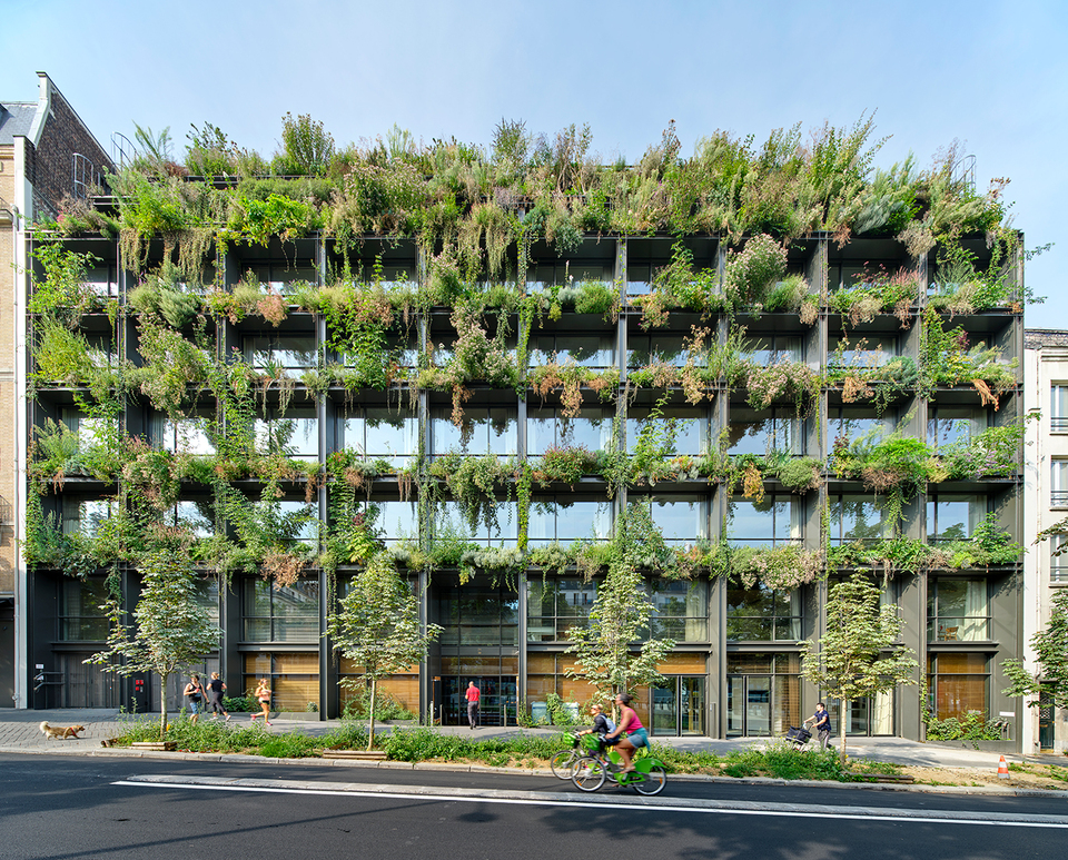 Villa M Montparnasse, Triptyque Architecture + Philippe Starck, 2022. Fotó: Michael Denancé. Forrás: Triptyque Architecture